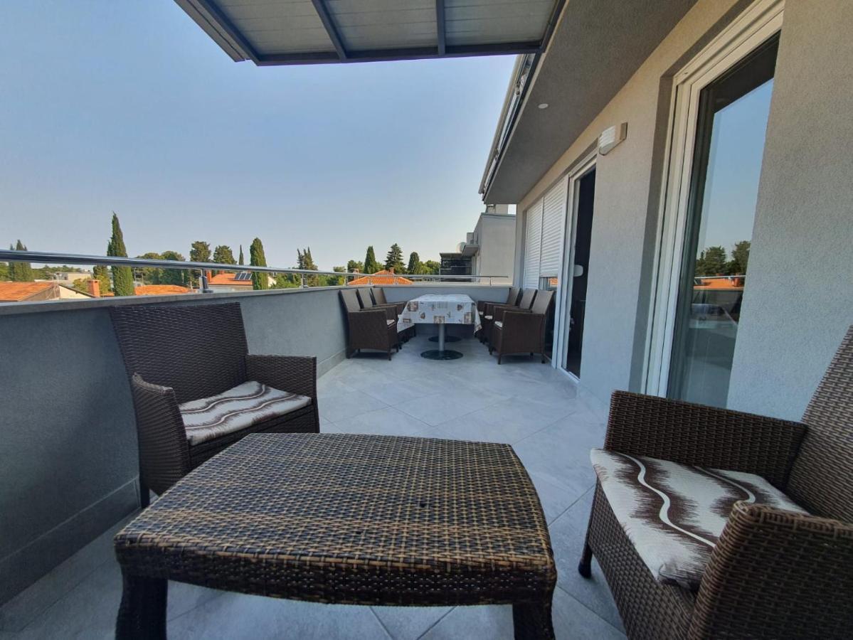 Apartment Sara Умаг Экстерьер фото